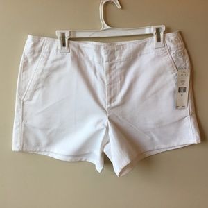 Lauren Ralph Lauren size 10 white chino shorts, new, NWT MINT condition! L XL
